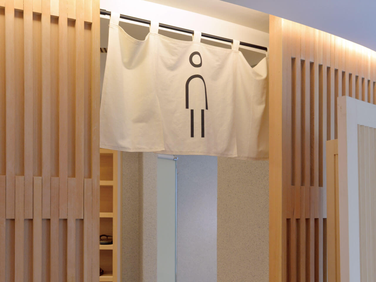 飯店酒店公共空間指標牌規劃製作 客製布簾 暖簾印刷