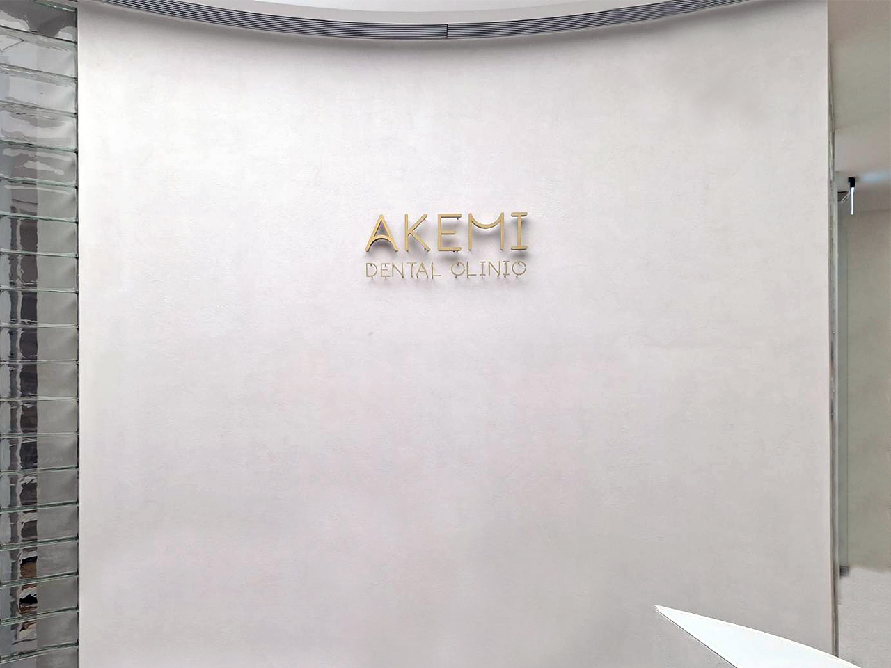 akemi dental-05