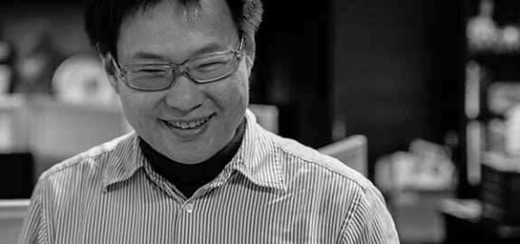 Director of Baoyi Advertising Signs Li Yiqiao 寶藝廣告招牌李奕樵總監